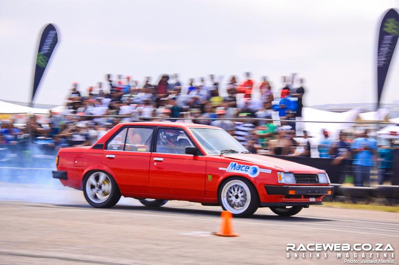 Saldanha_top_end_drags_2013_074