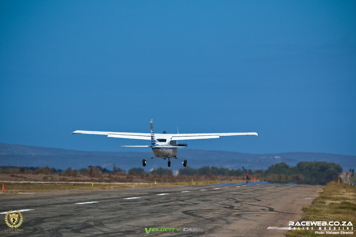 LLL-AirStrip-Attack-2016_023